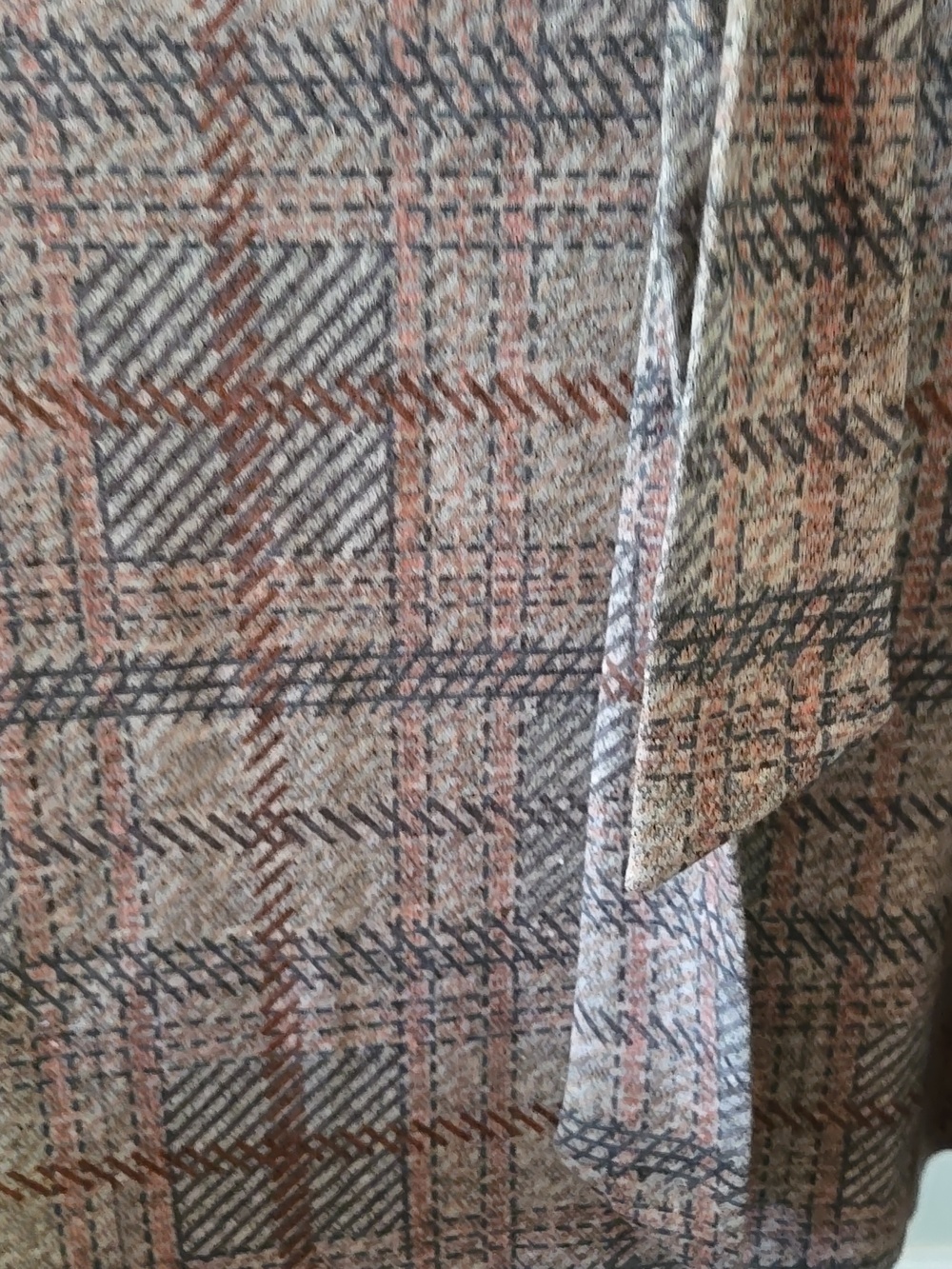 NYCC Plaid Knit Skirt in Taupe, Rust, and Gray, Attached Tie Belt. - Picture 3 of 5